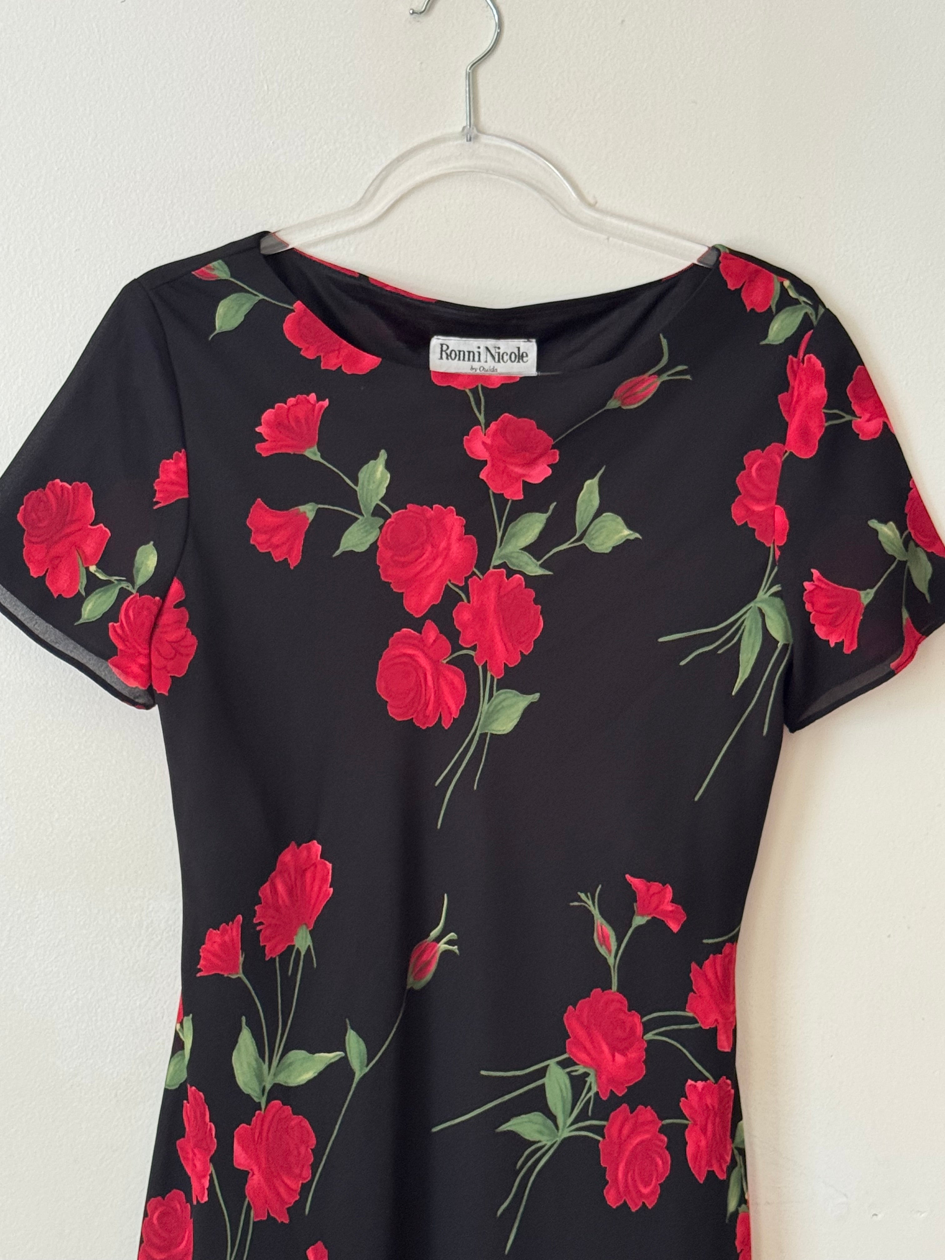 'RONNI NICOLE' Red Rose Maxi Dress